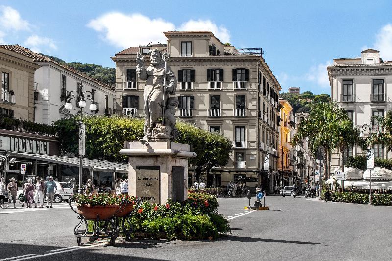 Palazzo Starace Guest house 3*